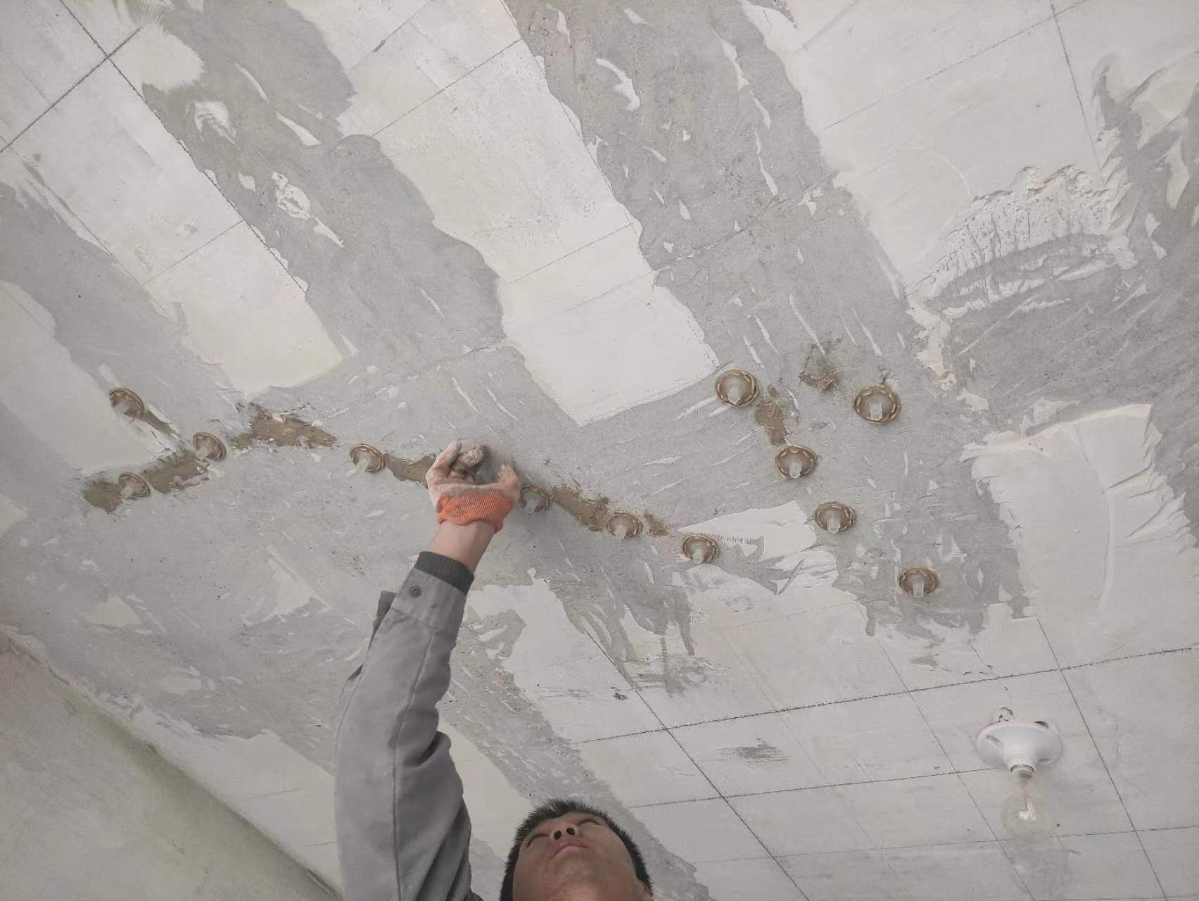 上海混凝土楼板裂缝为什么会开裂?怎么修补?
