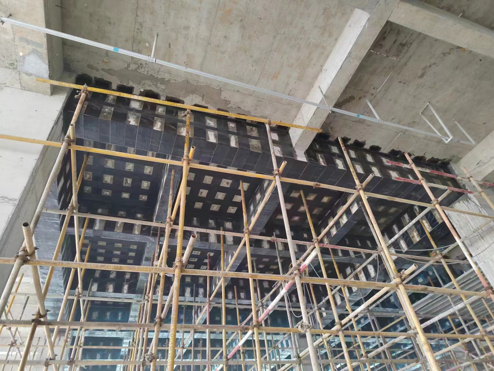 上海加固公司承接植筋 粘钢 碳纤维等加固工程 资质齐全
